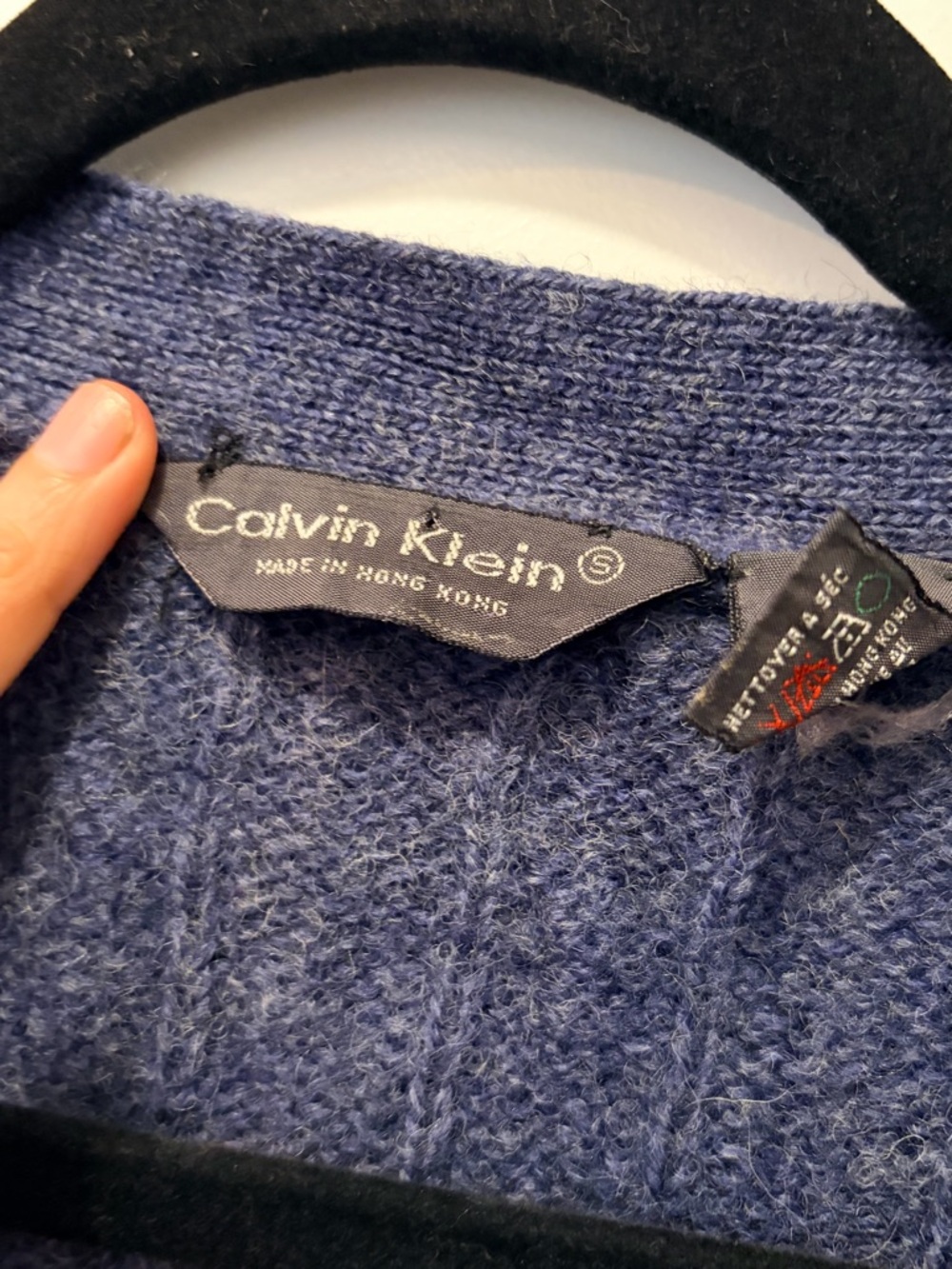Vintage Calvin Klein Scotland 100% Shetland Wool Cable Knit Button-Up Vest - S - Picture 3 of 11